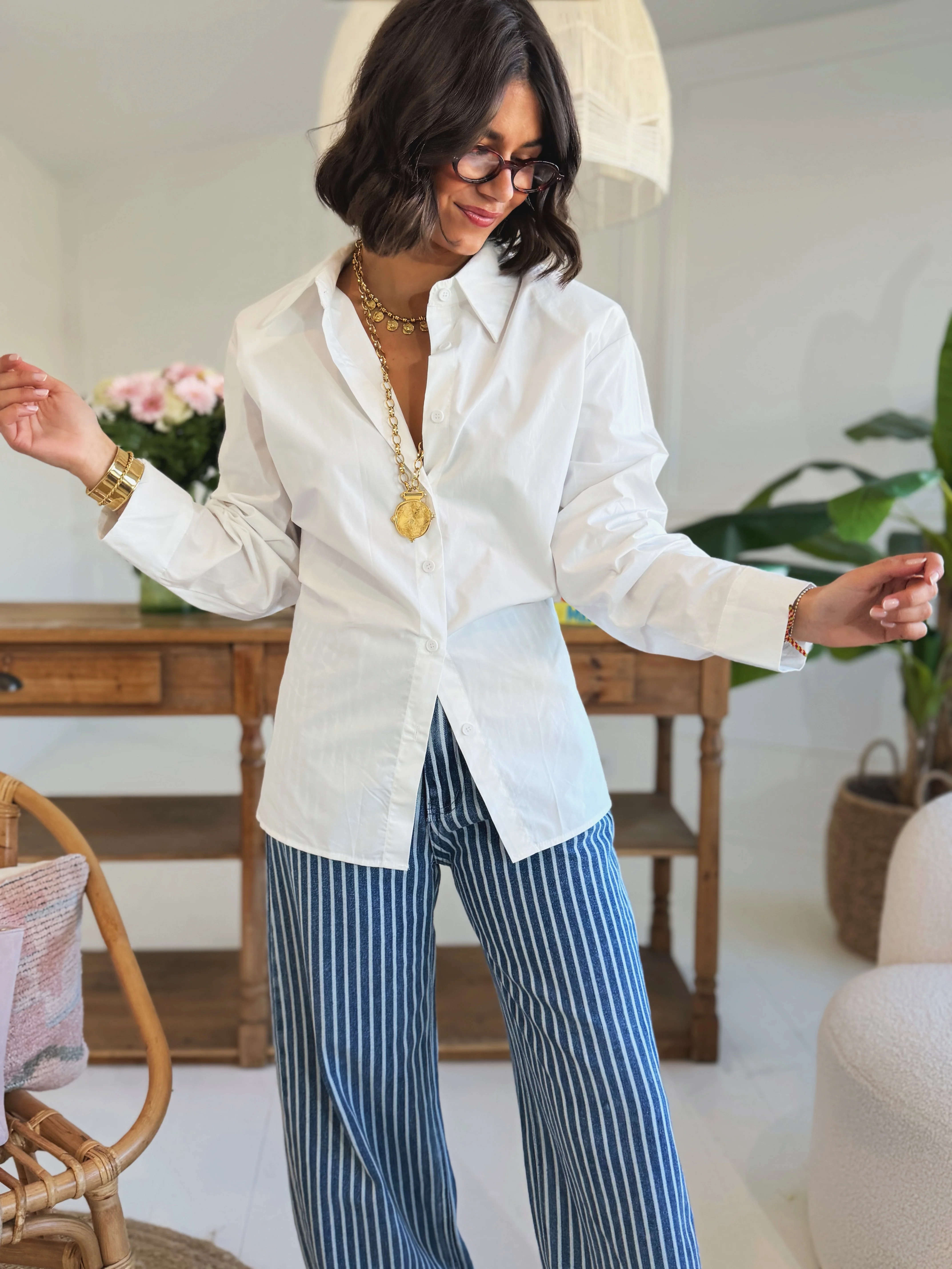 Chemise cintrée avec ÉPAULETTES blanc - Image 3
