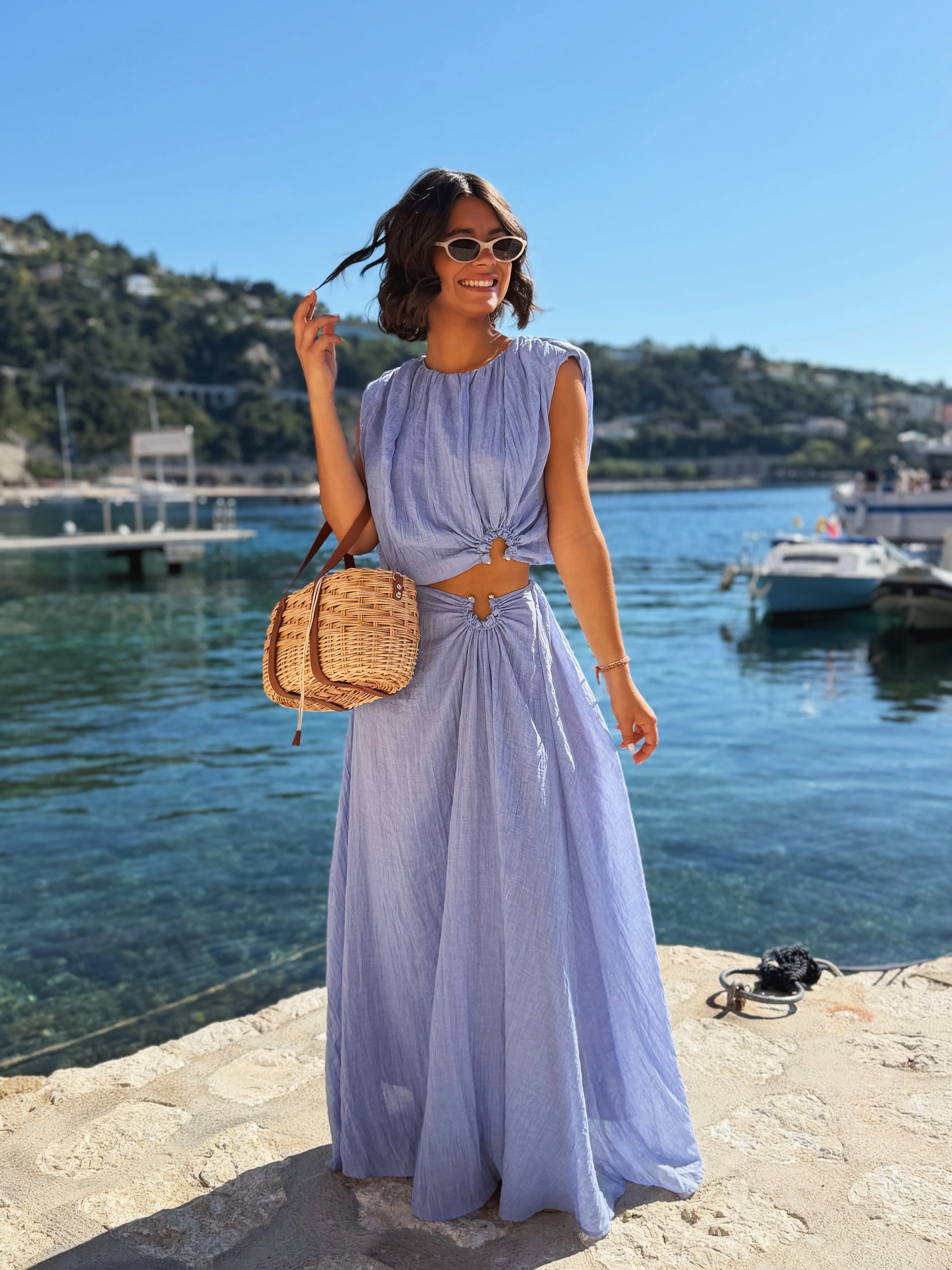 Ensemble ARIA bleu