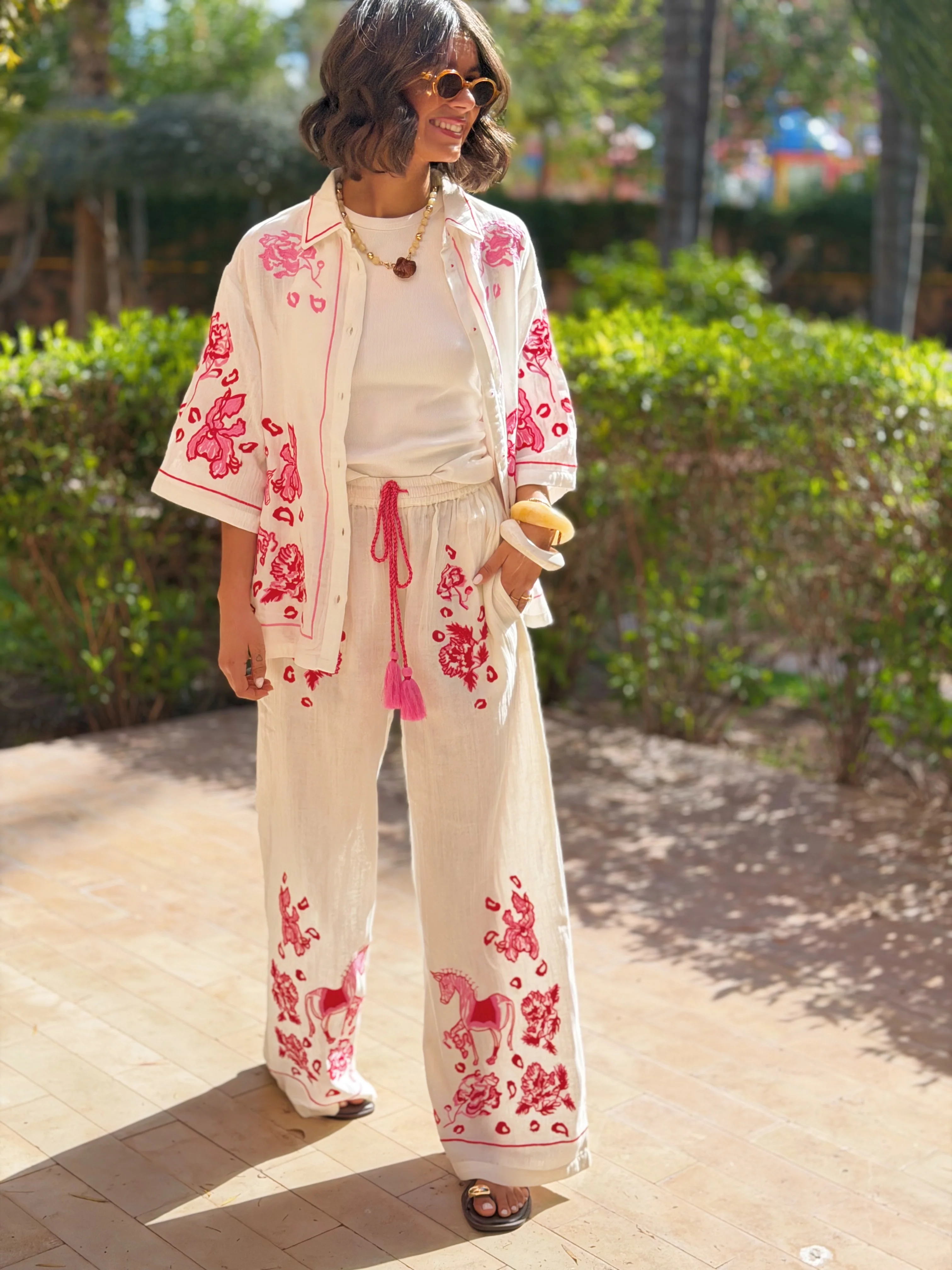 Pantalon broderies rose - Image 2