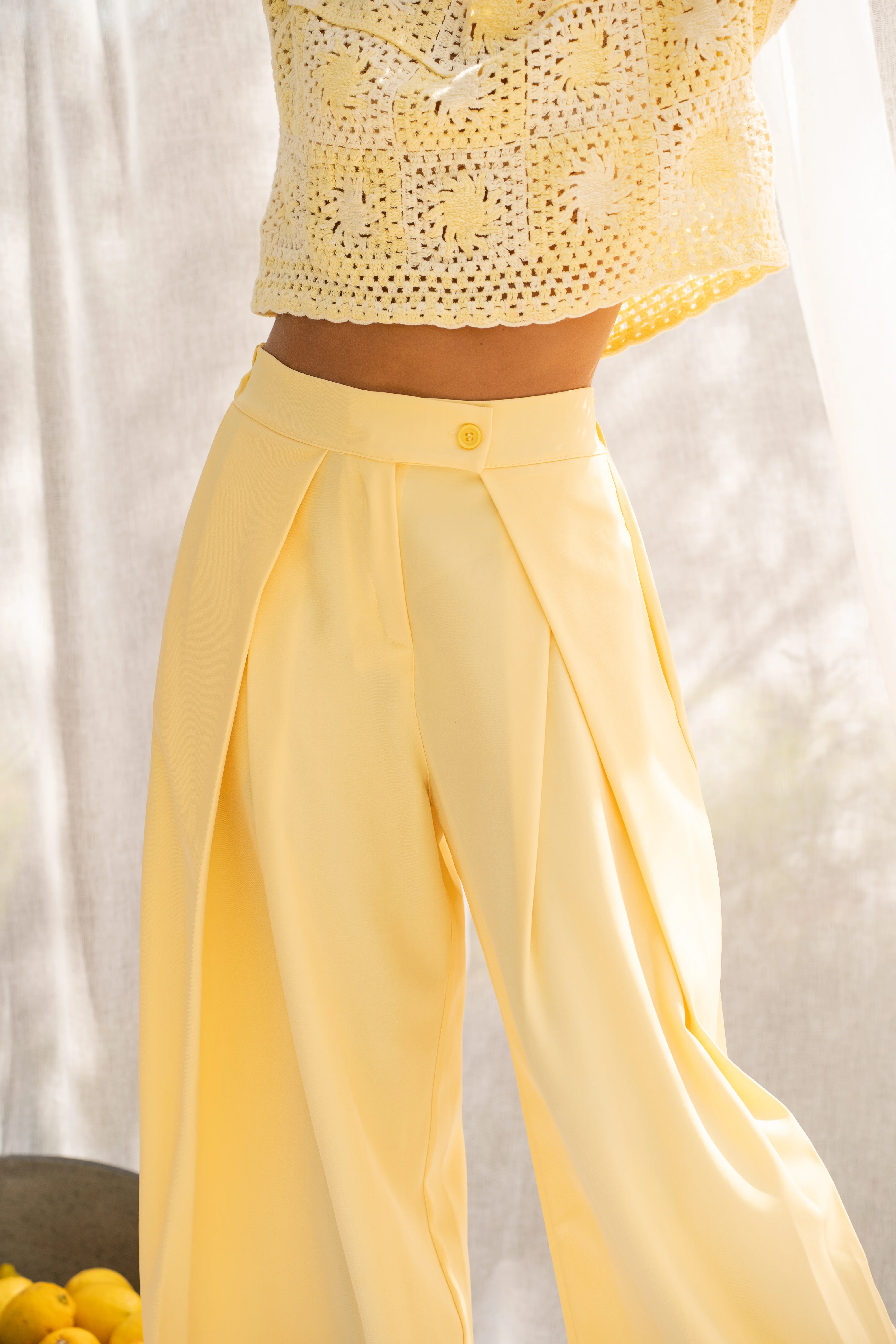 Pantalon fluide large jaune - Image 2