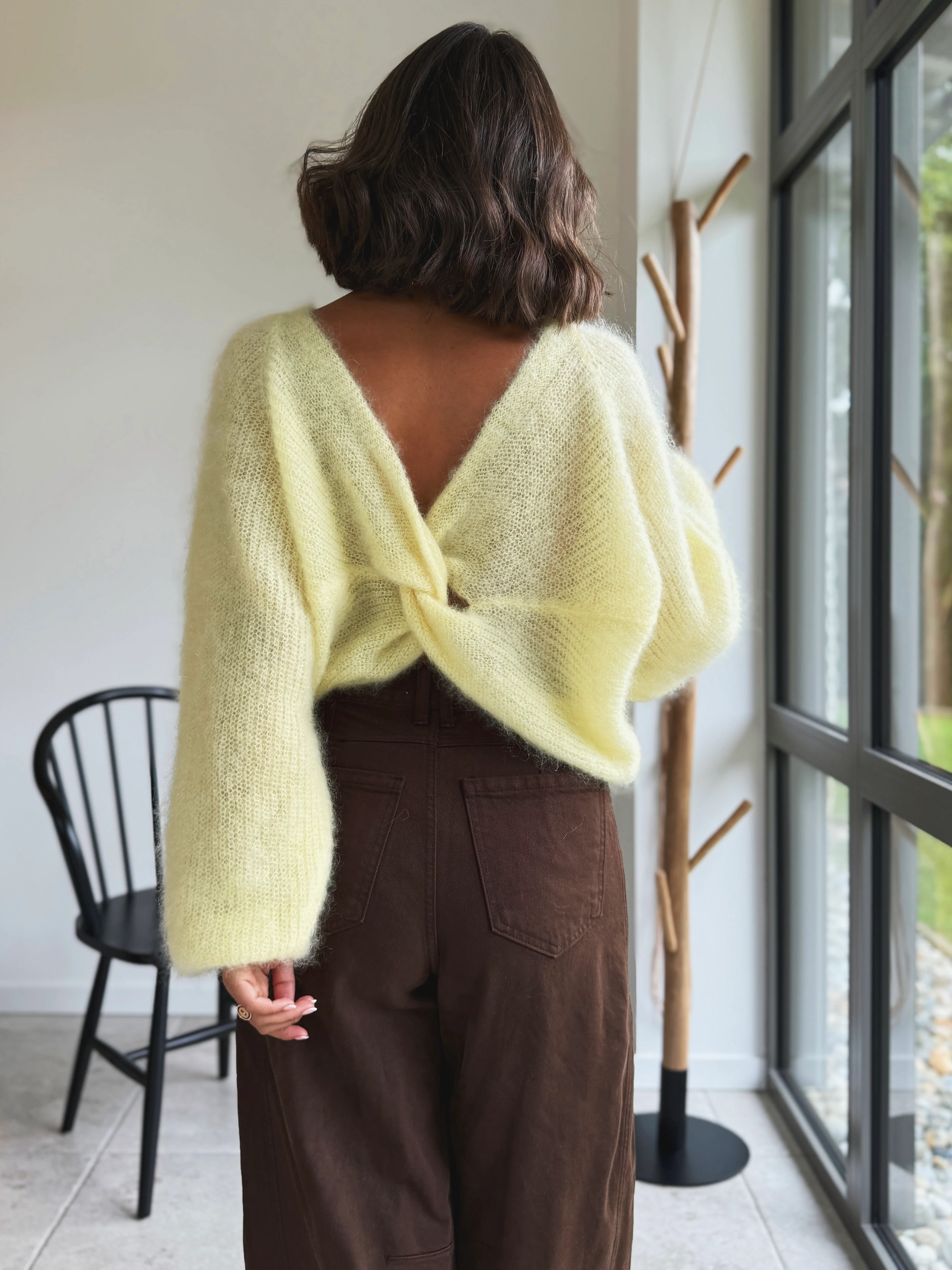 Pull CAMILLE jaune avec noeud - Image 5