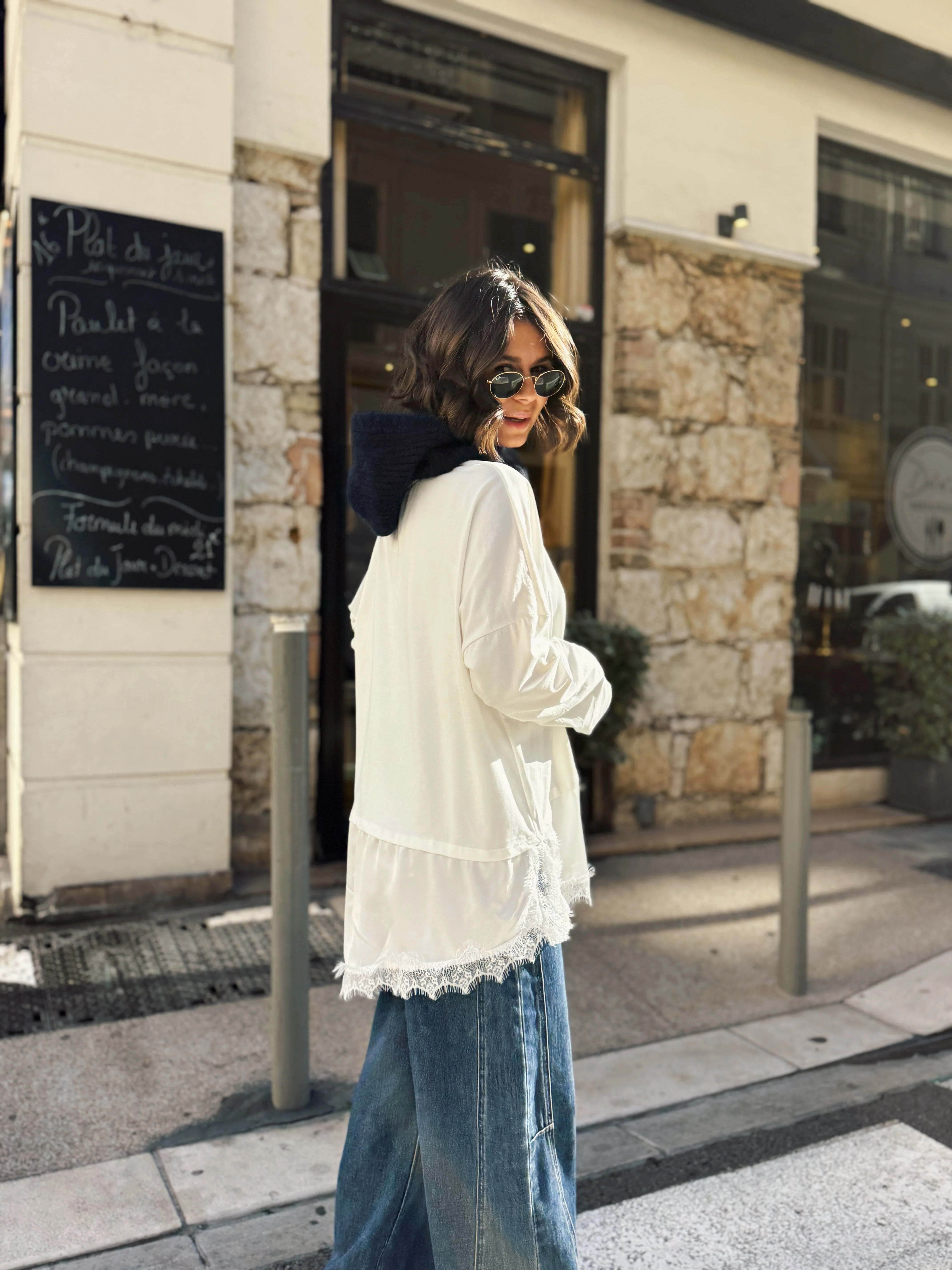 Tee-shirt avec sa dentelle BLANC - Image 3