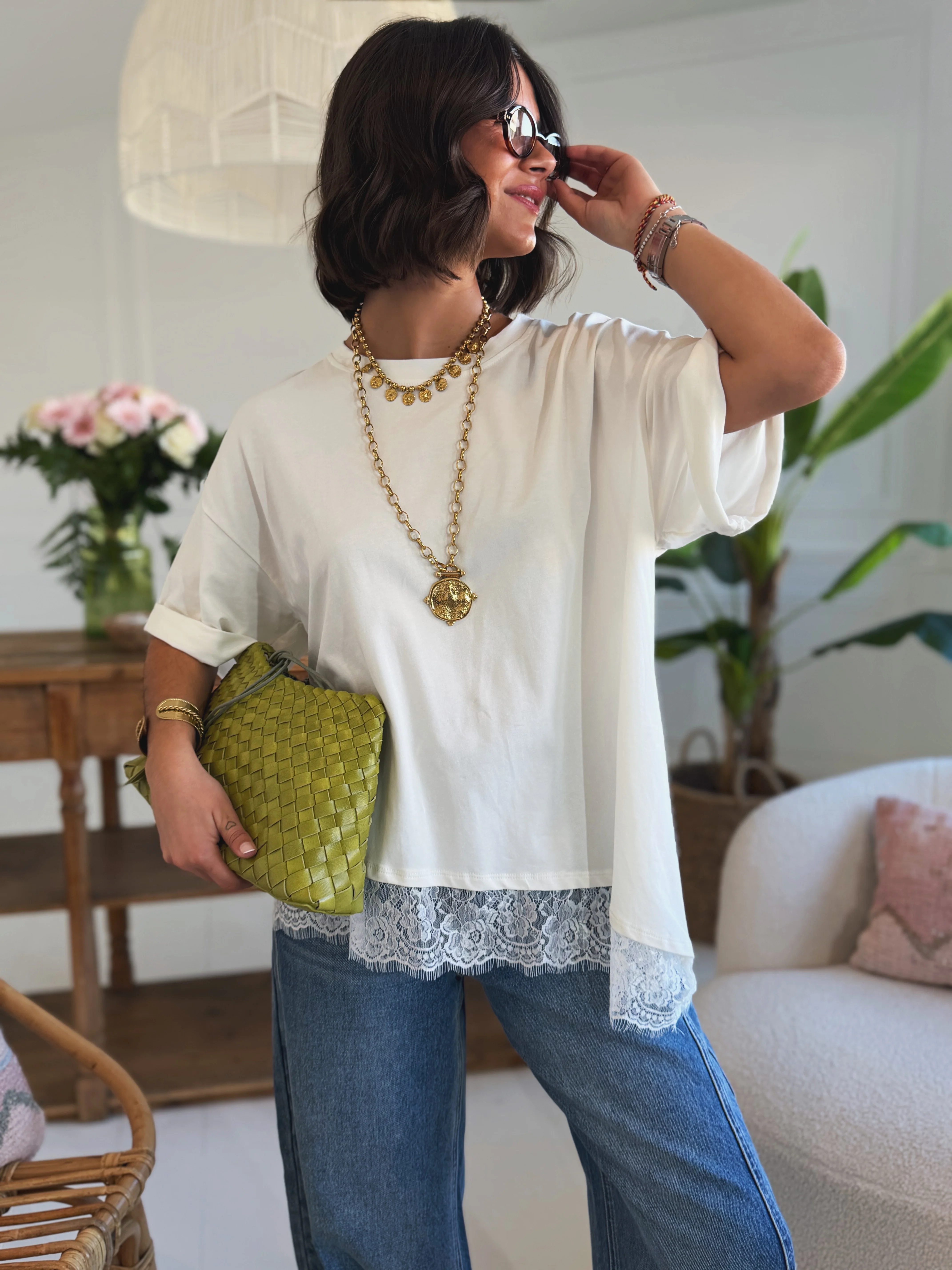 Tee-shirt oversize avec sa DENTELLE blanc - Image 2